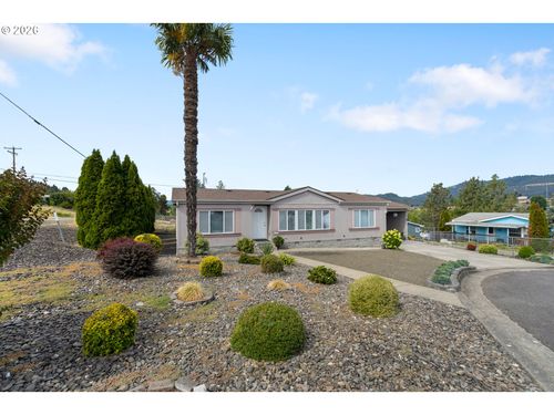 110 Kiss Ct, Roseburg, OR, 97471 | Card Image