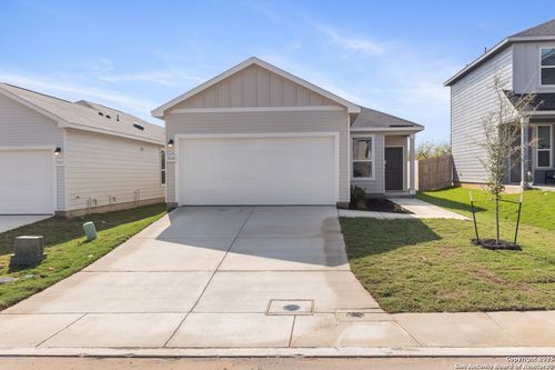 5126 Big Oak Run, Elmendorf, TX, 78112-0898 | Card Image