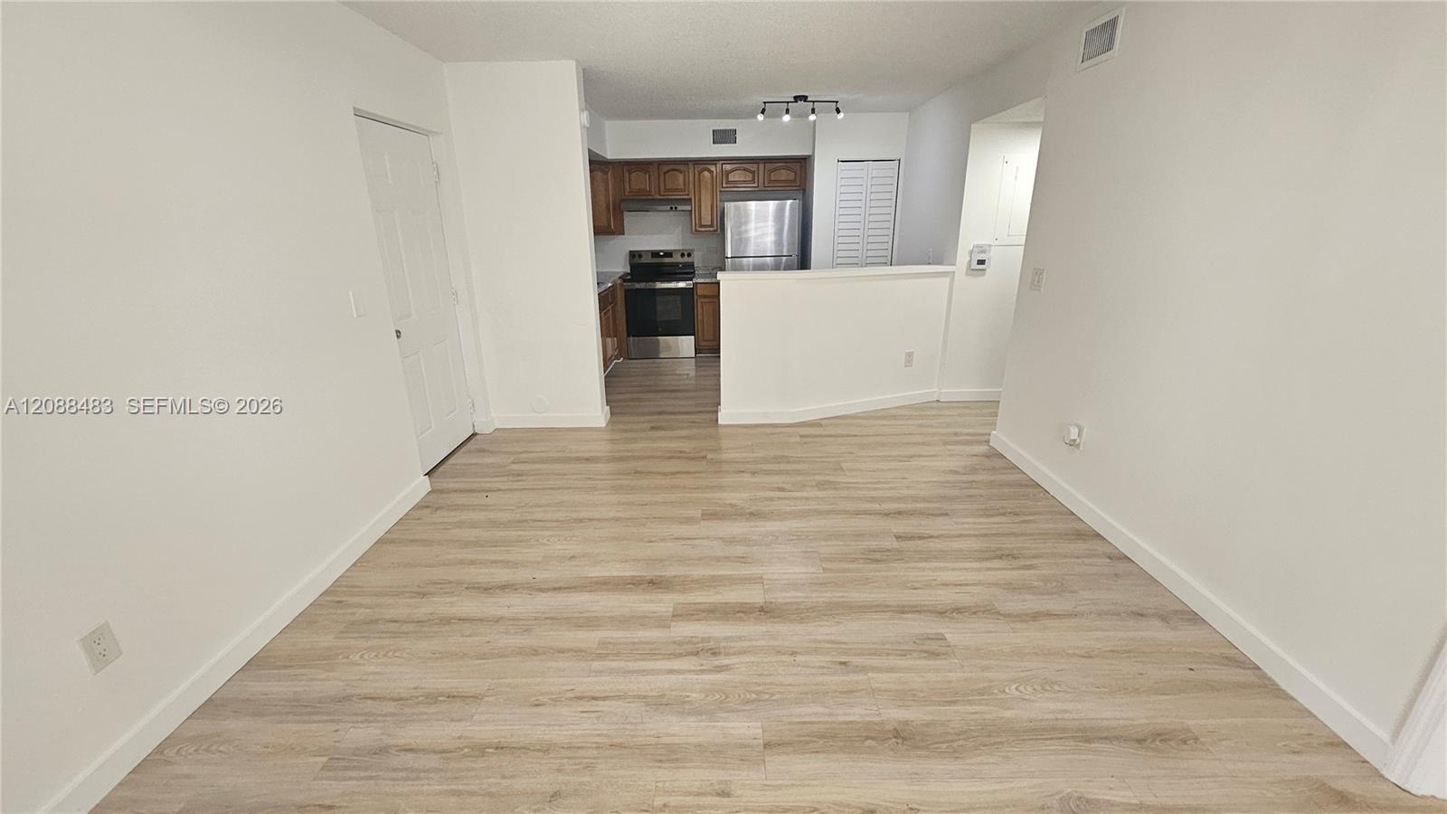 Residential Lease in Hollywood