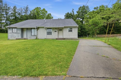 133 Mockingbird Dr, Radcliff, KY, 40160-1479 | Card Image