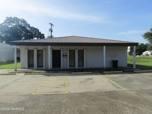 215 W Saint Peter Street, New Iberia, LA, 70560 | Card Image