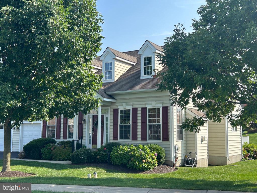 Summerlin Dr, Honey Brook, PA 19344