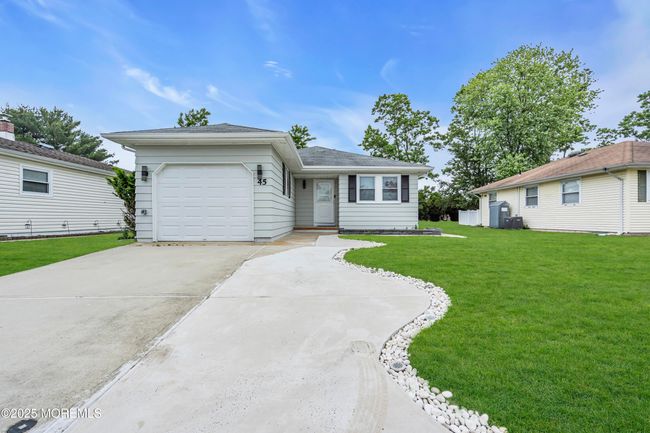 45 Bonaire Dr, Home with 2 bedrooms, 2 bathrooms and 1 parking in Toms River NJ | Image 5