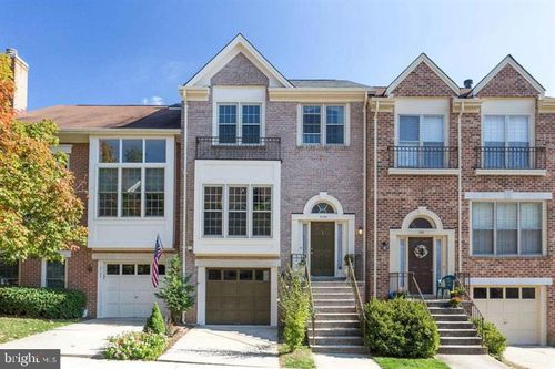 2129 Kings Garden Way, FALLS CHURCH, VA, 22043-2596 | Card Image