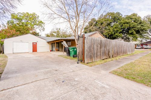 b-342 Casa Grande Dr, Houston, TX, 77060-5102 | Card Image