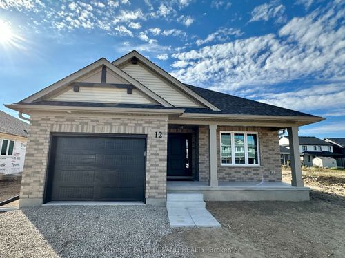 12 Harrow Crt, London, ON, N6C5A6 | Card Image