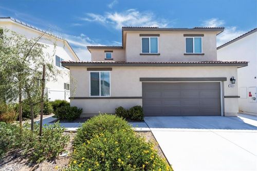 36414 Arcs St, Winchester, CA, 92596-6615 | Card Image