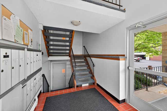 Entry way | Image 28