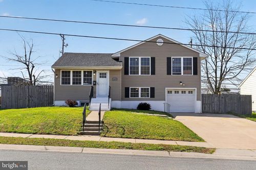 124 Karlyn Dr, NEW CASTLE, DE, 19720-1309 | Card Image