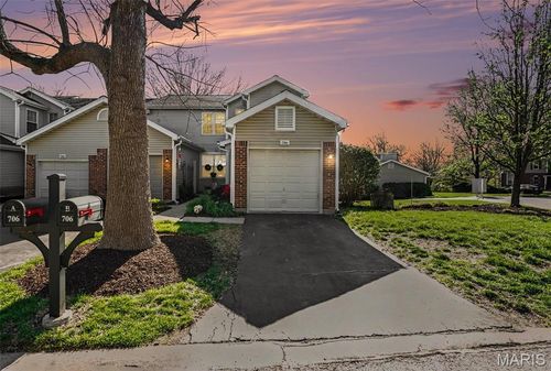 apt-b-706 Woodside Trails Dr, Ballwin, MO, 63021-4496 | Card Image