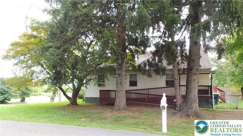 301 S Watson St, Palmer Twp, PA, 18045-3728 | Card Image