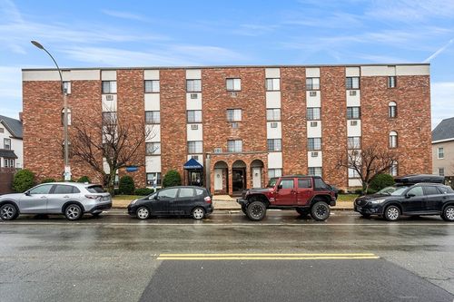 apt-25-474 Broadway, Somerville, MA, 02145-2633 | Card Image