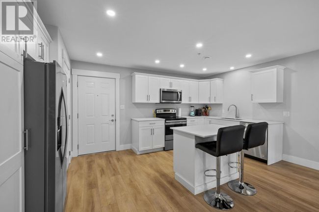 201 - 18 Gilbert Dr, Condo with 1 bedrooms, 1 bathrooms and null parking in East Royalty PE | Image 8