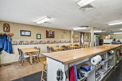 1080 Stafford St, Rochdale, MA, 01542-2100 | Card Image