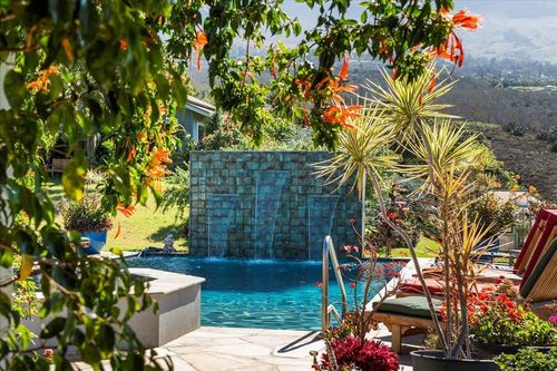 40 Pulehunui Rd, Kula, HI, 96790-8702 | Card Image