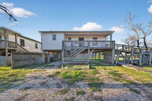 506 Oklahoma Ave, Bacliff, TX, 77518-1306 | Card Image