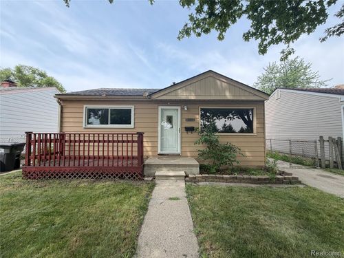 5876 Clippert St, Taylor, MI, 48180-1377 | Card Image