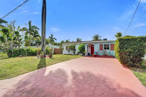 609 Sw 2nd Ave, Hallandale Beach, FL, 33009-6306 | Card Image