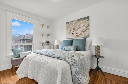 2-100 Dunsmure Road, Hamilton, ON, L8M1S4 | Card Image