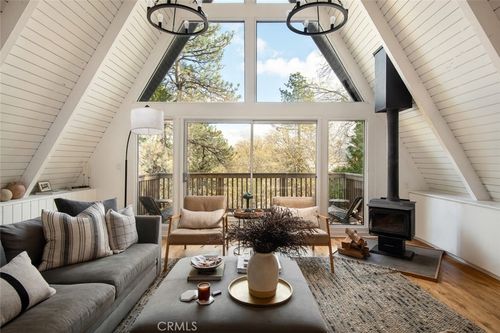 27582 N Bay Rd, Lake Arrowhead, CA, 92352 | Card Image