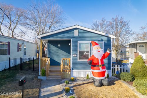 66 Bayshore Mobile Mnr, Hazlet, NJ, 07730-4134 | Card Image