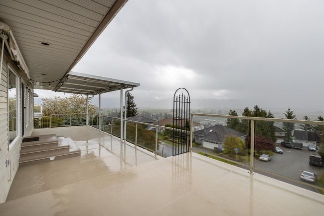 35790 Canterbury Avenue, House other with 4 bedrooms, 3 bathrooms and 5 parking in Abbotsford BC | Image 39