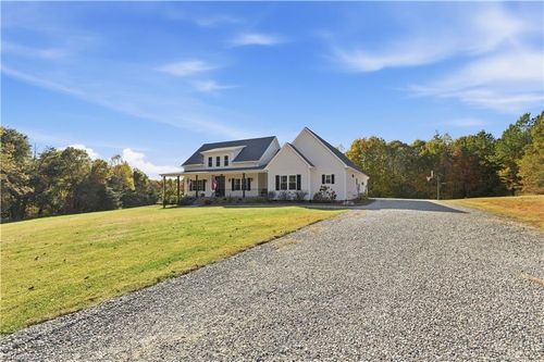 3059 Sandy Springs Rd, Harmony, NC, 28634-9266 | Card Image