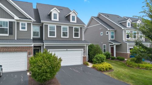 509 Watercress Dr, Aurora, IL, 60504-4529 | Card Image