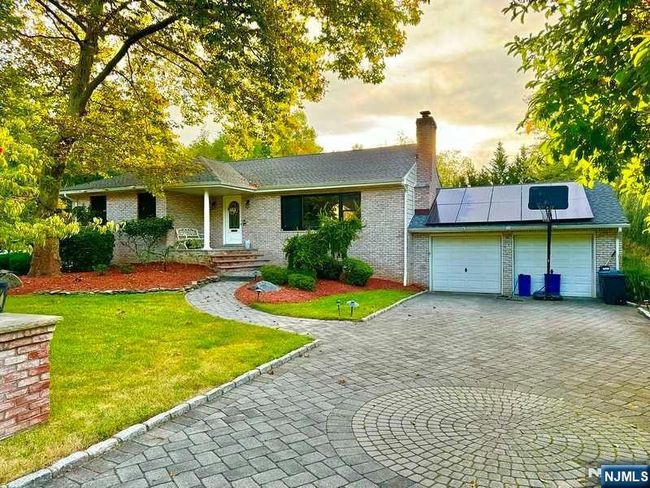 443 Lynn St, House other with 3 bedrooms, 3 bathrooms and null parking in Harrington Park NJ | Image 4
