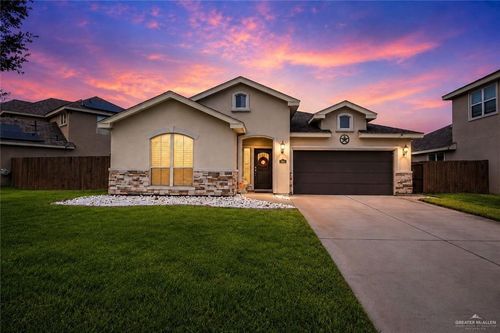 5260 Lost Creek Ln, McAllen, TX, 78504-9796 | Card Image