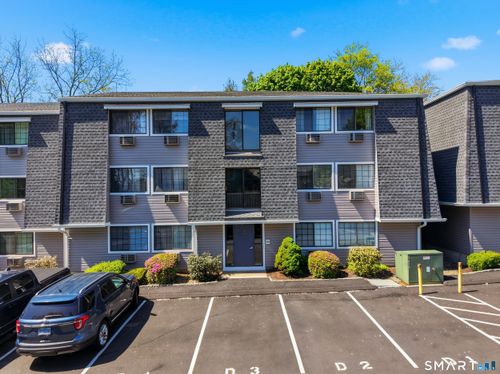d1-187 Flax Hill Rd, Norwalk, CT, 06854-2852 | Card Image