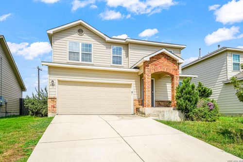 6607 Port Elizabeth, Converse, TX, 78109-3738 | Card Image