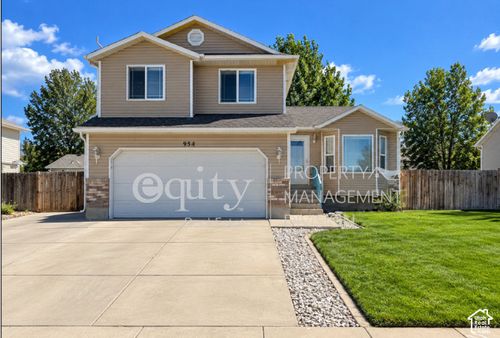 954 N 1300 E, Tooele, UT, 84074-9205 | Card Image