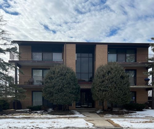 3s-19514 Lake Shore Drive, Lynwood, IL, 60411 | Card Image