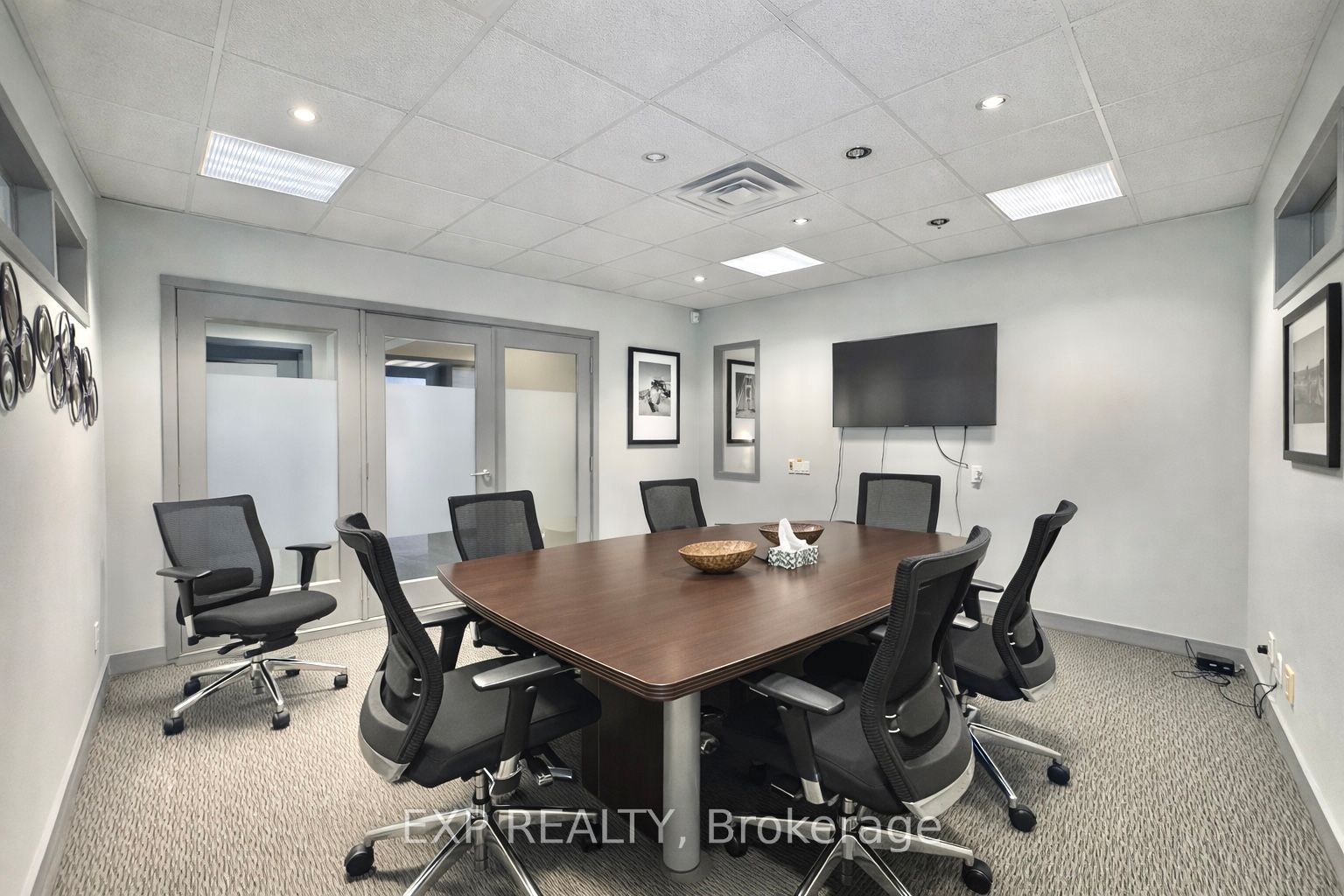 Commercial Lease in Dows Lake - Civic Hospital and Area 5