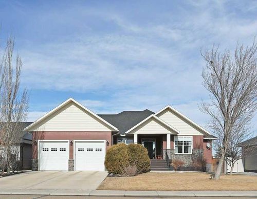 38 Cottonwood Cres, Rosemary, AB, T0J2W0 | Card Image