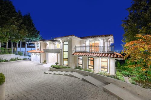 618 Hawstead Pl, West Vancouver, BC, V7S1T9 | Card Image