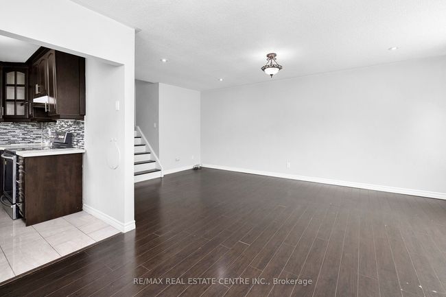 69 Newstead Cres, House attached with 4 bedrooms, 2 bathrooms and 3 parking in Brampton ON | Image 8