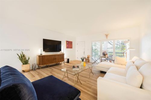 4-2600 Cardena St, Coral Gables, FL, 33134-5601 | Card Image