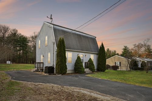 58 Roberts Rd, Bridgewater, MA, 02324-2037 | Card Image