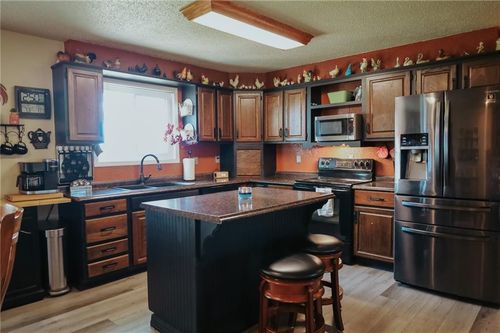 7164 State Route T, Amazonia, MO, 64421-9182 | Card Image