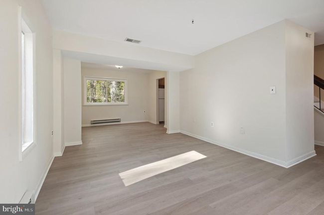 2281 Emerald Heights Ct, Townhouse with 3 bedrooms, 3 bathrooms and null parking in RESTON VA | Image 4