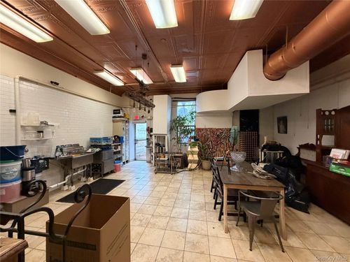 342 New York Ave, Huntington, NY, 11743-3567 | Card Image