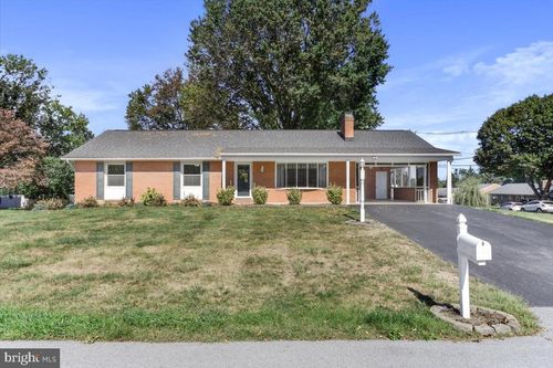 16040 Cloverton Ln, WILLIAMSPORT, MD, 21795-1119 | Card Image