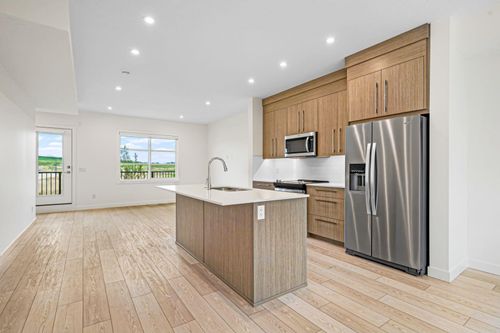 305-135 Belmont Passage Sw, Calgary, AB, T2X5X4 | Card Image