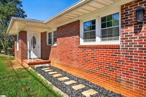 4853 S Main Street, cowpens, SC, 29330 | Card Image