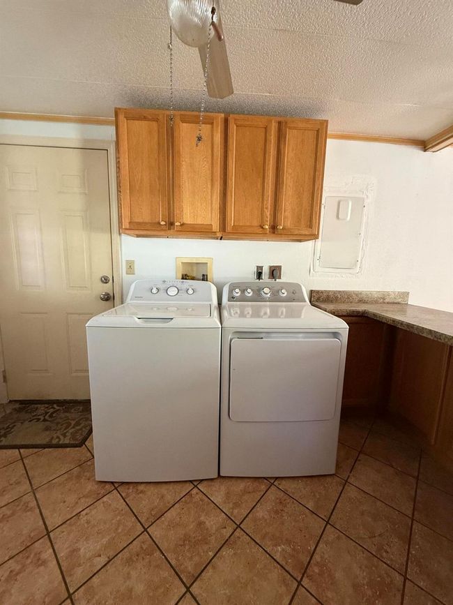 605 Sw 8 Th St, House other with 3 bedrooms, 2 bathrooms and null parking in Okeechobee FL | Image 4