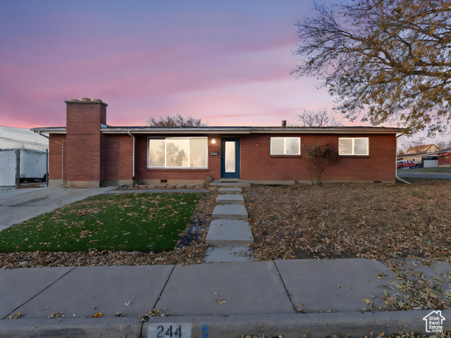 2575 , Clearfield, UT 84015