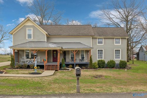 479 Elora Rd, Elora, TN, 37328-4442 | Card Image
