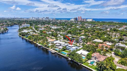 1529 Middle River Dr, Fort Lauderdale, FL, 33304-1527 | Card Image